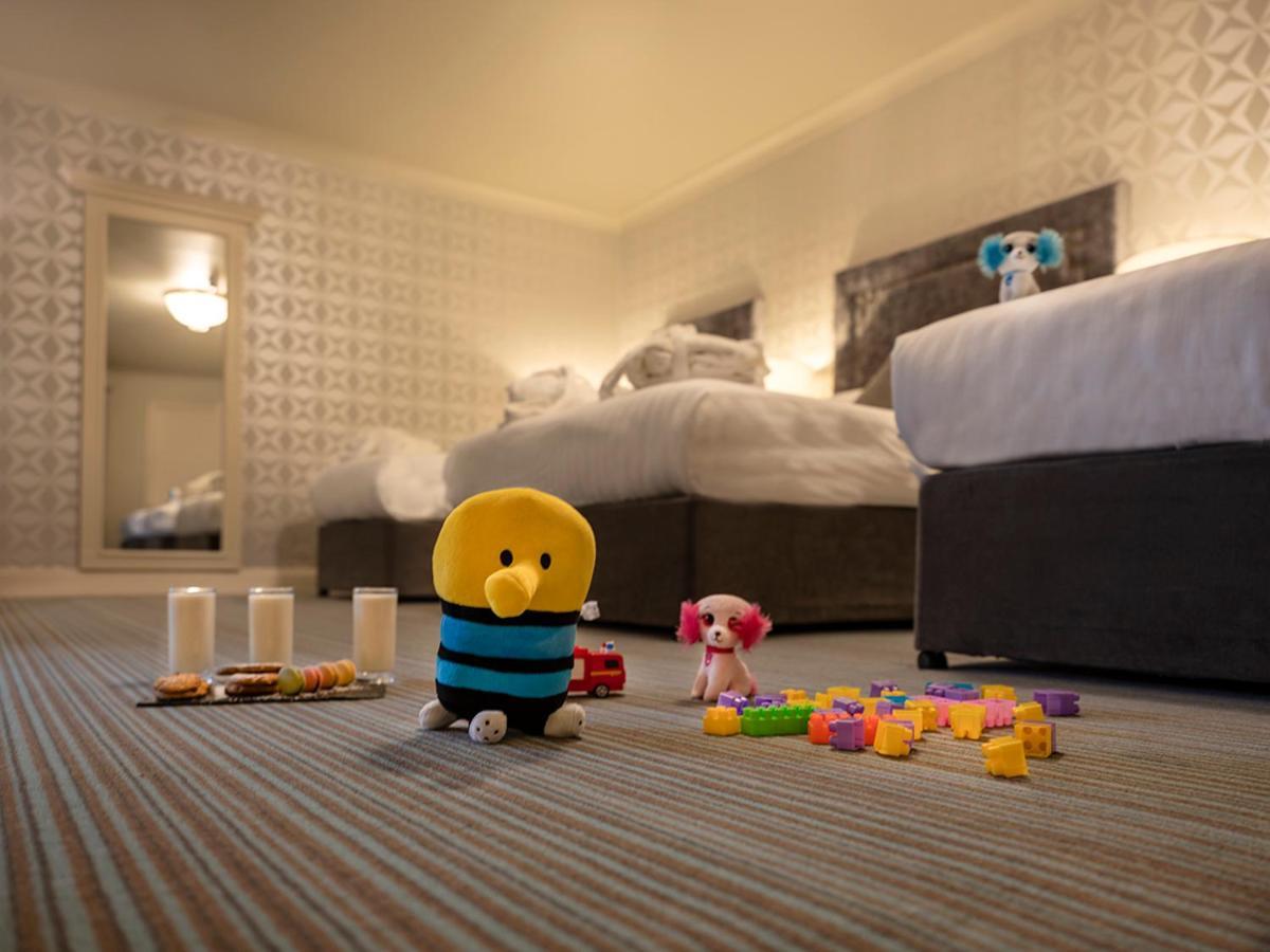 Treacys Oakwood Hotel, Шеннон Екстер'єр фото