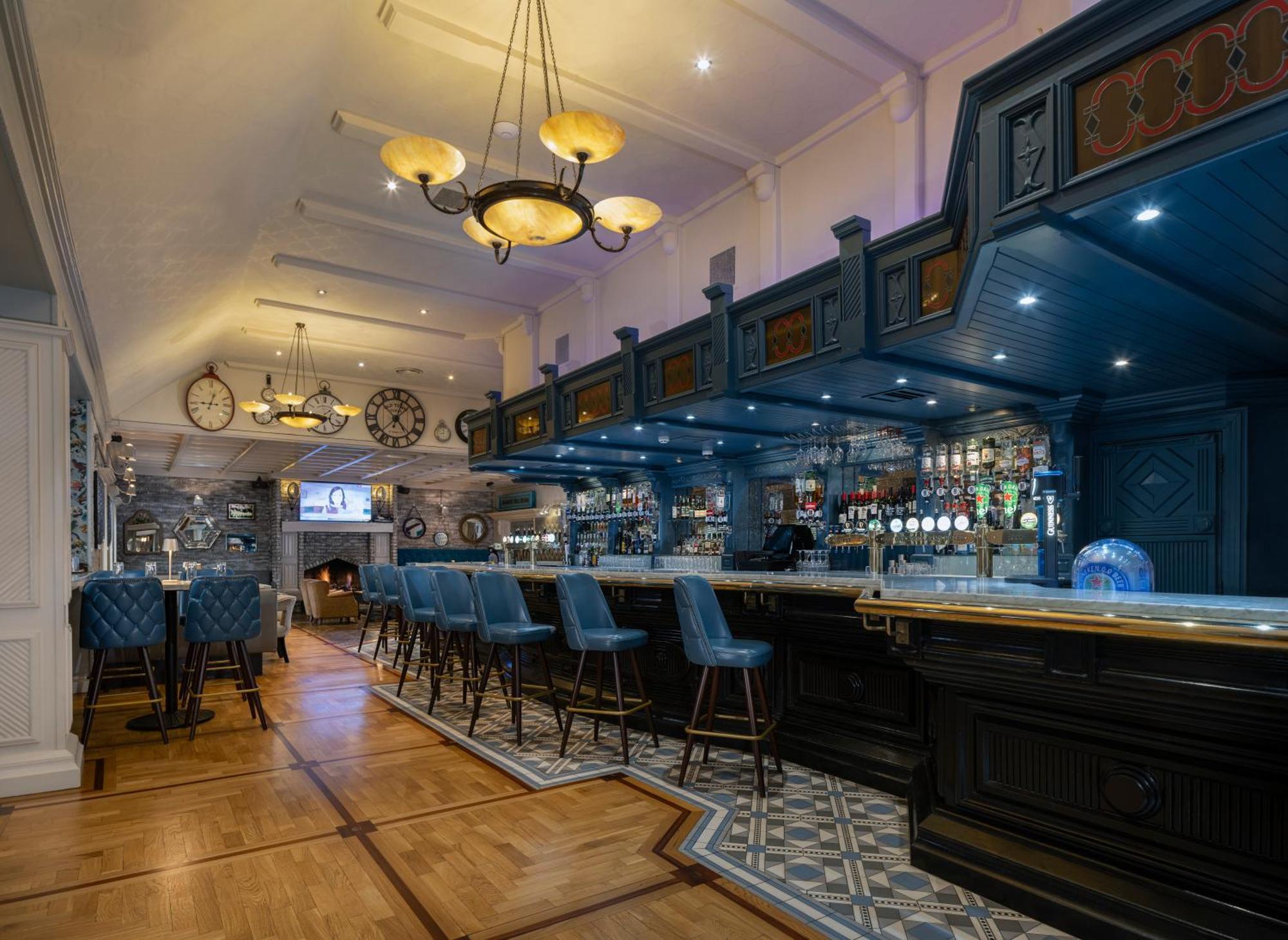 Treacys Oakwood Hotel, Шеннон Екстер'єр фото